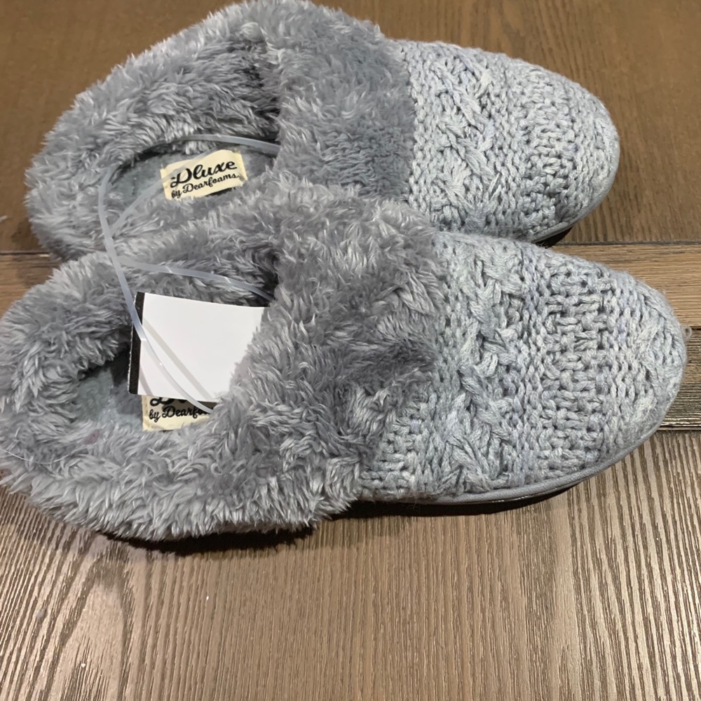 Slippers - Picture 5 of 5